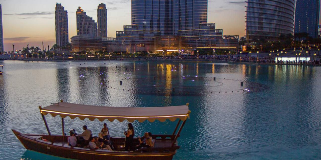 Dubai Fountain Show and Lake Ride